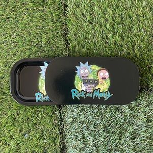 Rick & Morty Rolling tray with magnet lid